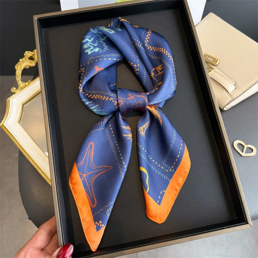 Bandana Cotton - Niebieska Jedwabna Apaszka Damska Luksusowa Miękka