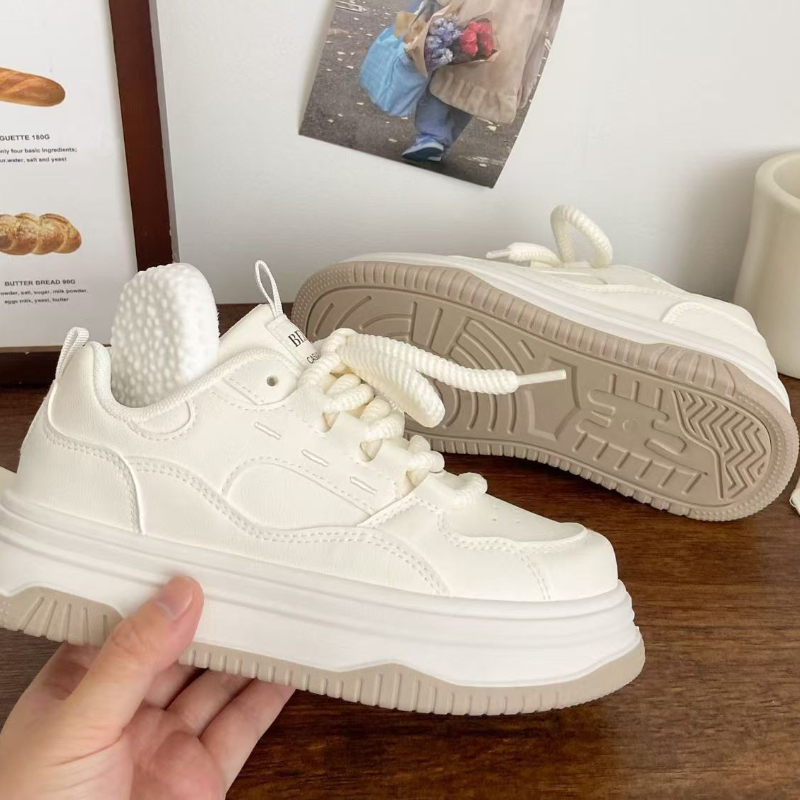 Sznurowane buty z okrągłym nos – Vans Shoes Old Skool recenzja i cena